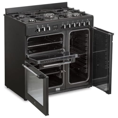 Continental Edison CECP903FB Four Principal (Multifonction) : Volume utile de 67 litres. Il propose la chaleur pulsée par turbine (élément chauffant turbo + ventilateur) pour cuire de manière homogène sur plusieurs niveaux.