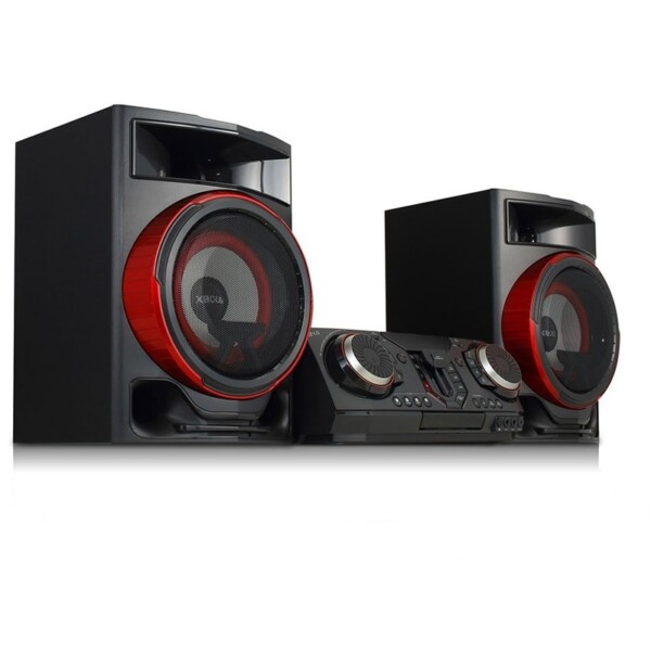 Home cinéma LG-xboom 2350W Puissance Audio : Sortie totale de 2350 Watts RMS, offrant des basses percutantes grâce à des woofers robustes et une amplification haute performance.