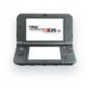 Nintendo 3DS Caméras 3D : Deux objectifs à l'arrière permettant de prendre des photos et vidéos en 3D, ainsi qu'une caméra intérieure.