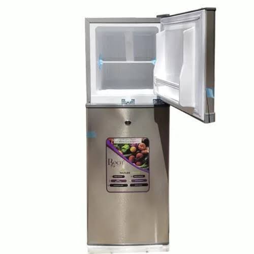 ROCH Réfrigérateur 170L - Silver RFR-210DT Capacité totale : 170 Litres. Type de froid : Statique (avec dégivrage manuel conseillé). Classe Énergétique : A+, ce qui permet une économie d'énergie notable pour un usage quotidien.