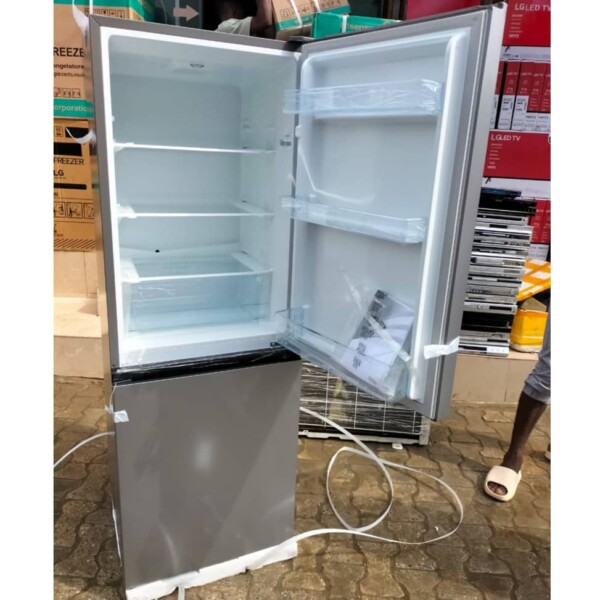 Réfrigérateur HISENSE  | Design moderne | Durabilité long terme | Classe énergétique E 
